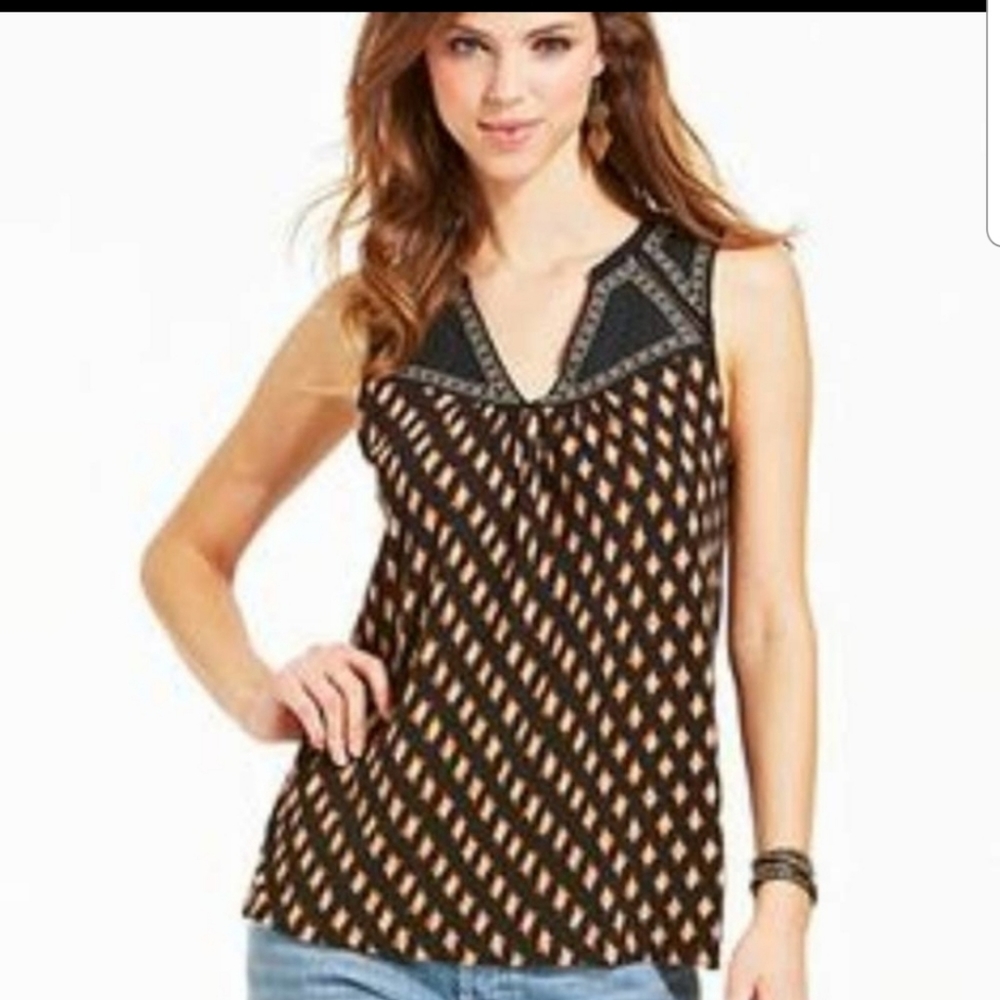 Used Lucky Brand sleeveless Embroidered Ikat Print western tank top. Size M.